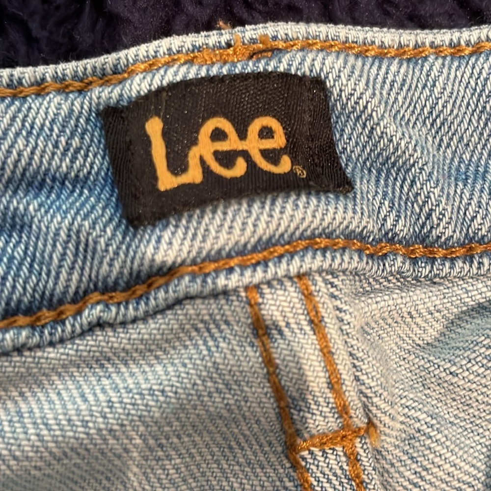 Lee Flared Jeans with Rips - Picture 3 of 9
